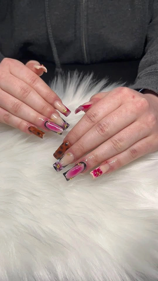Acrylics - photo 4