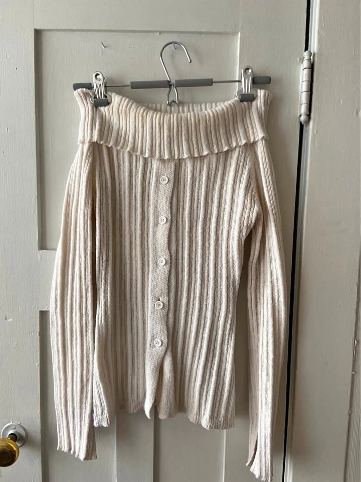 Off shoulder top