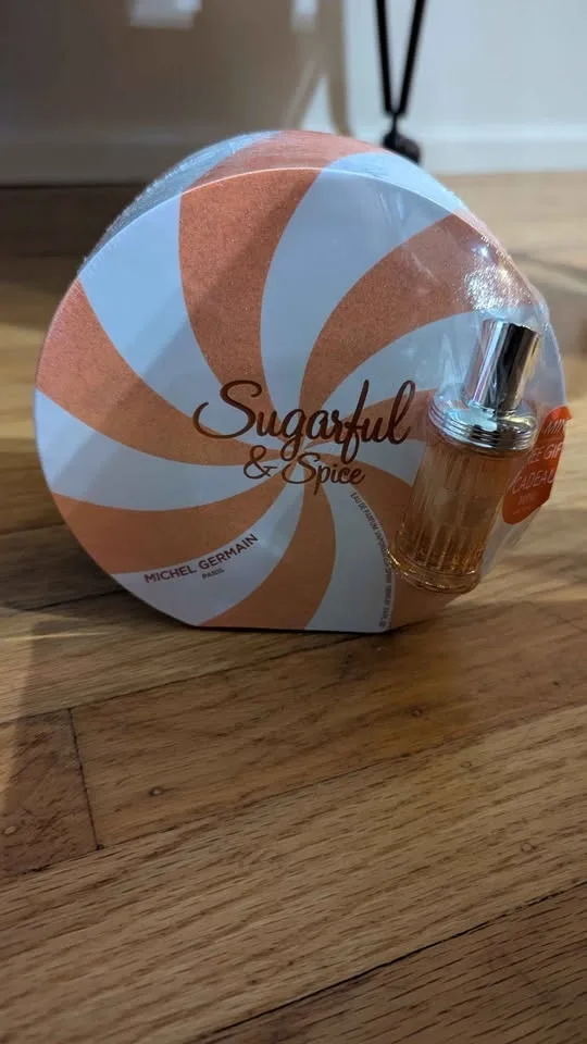 Sugarful Eau de Parfum Spray - photo 2