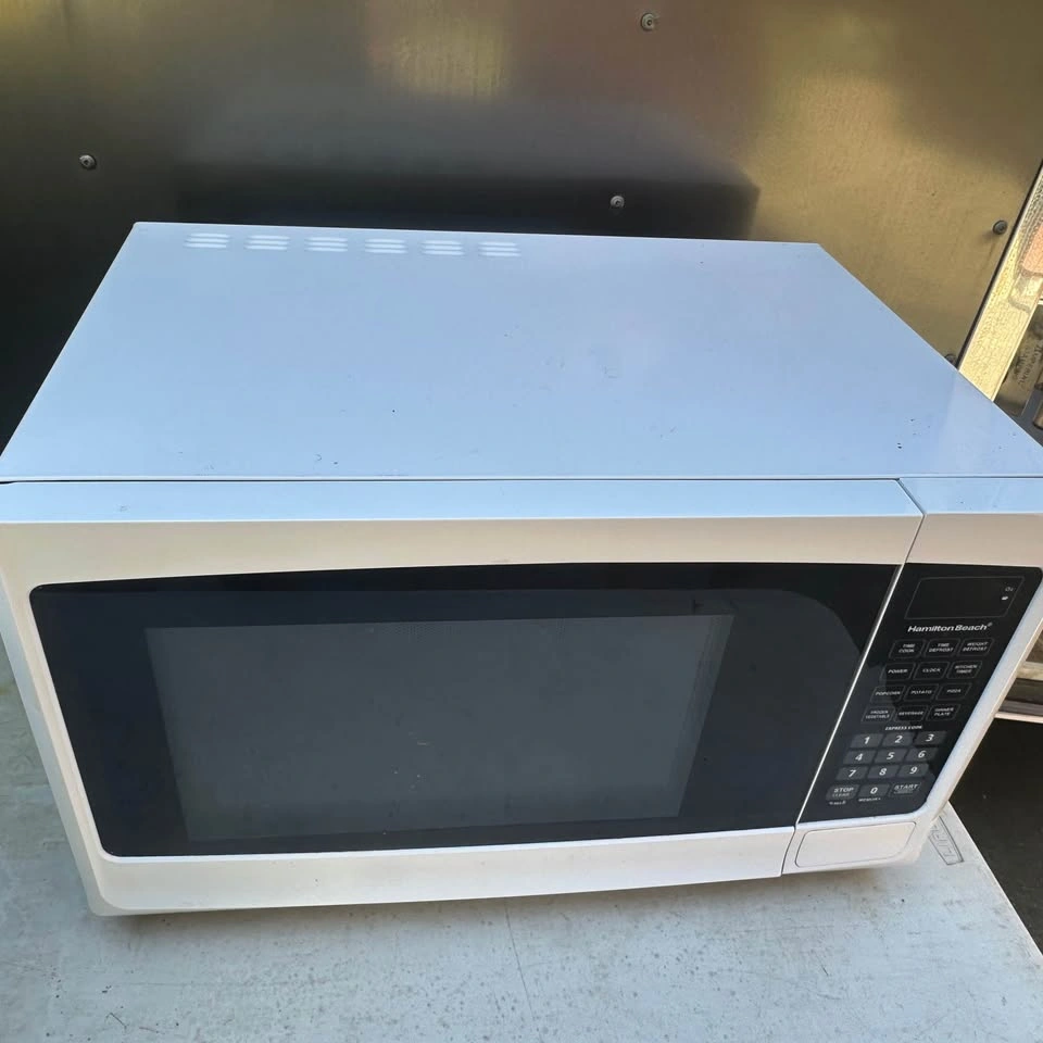 Hamilton Beach Microwave - photo 3
