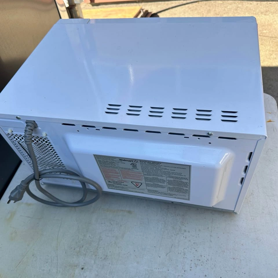 Hamilton Beach Microwave - photo 4
