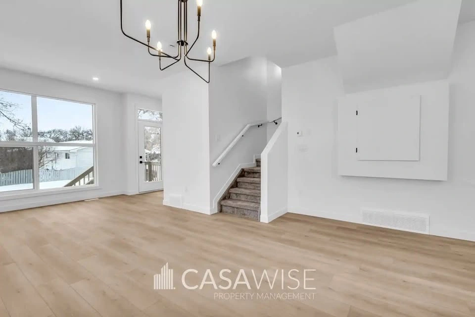 2 Beds 2.5 Baths - House - photo 5