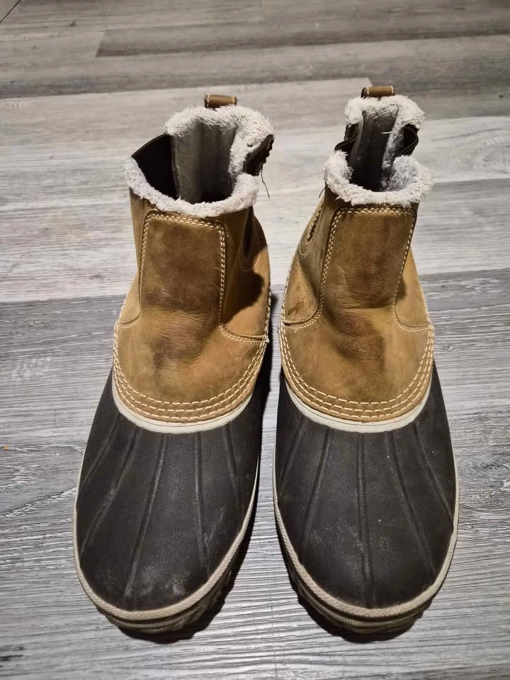 Eddie Bauer Winter Boots - Size 11 - photo 2