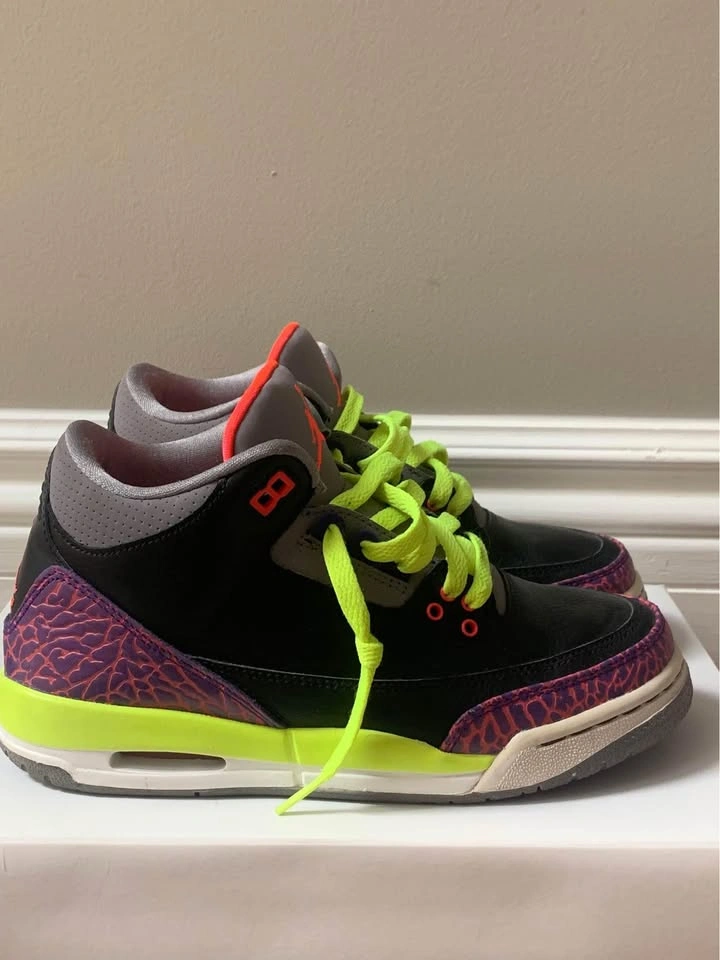 Jordan 3 Retro Atomic Red Volt - photo 2