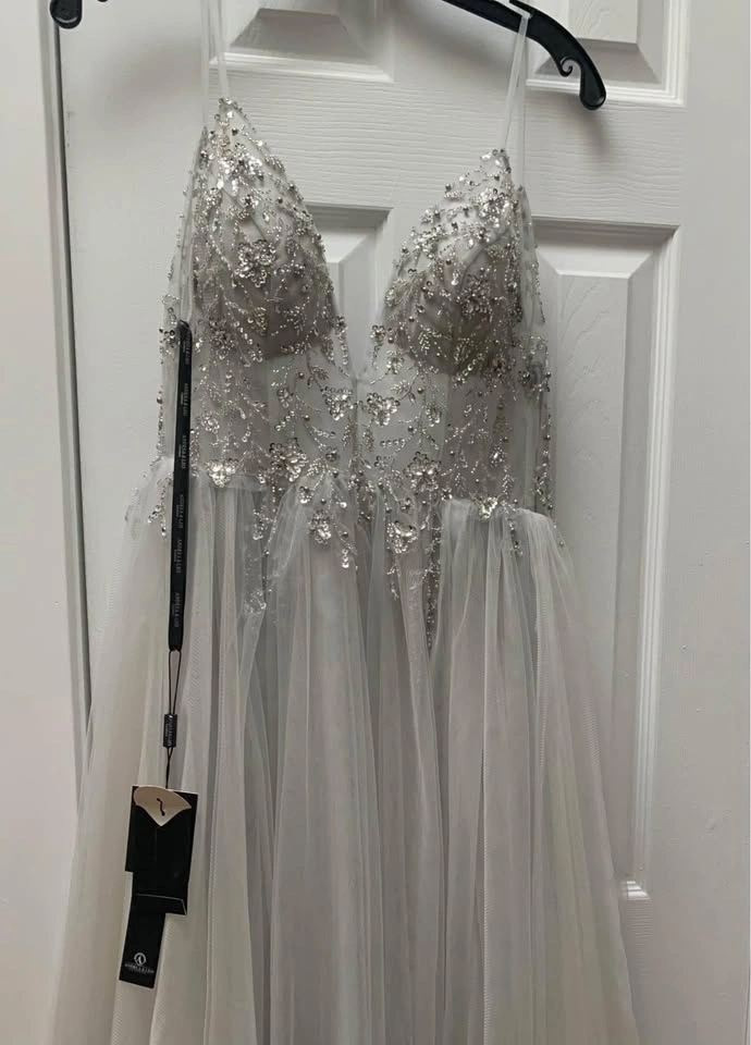 Madeline's Boutique Prom Dress - photo 2