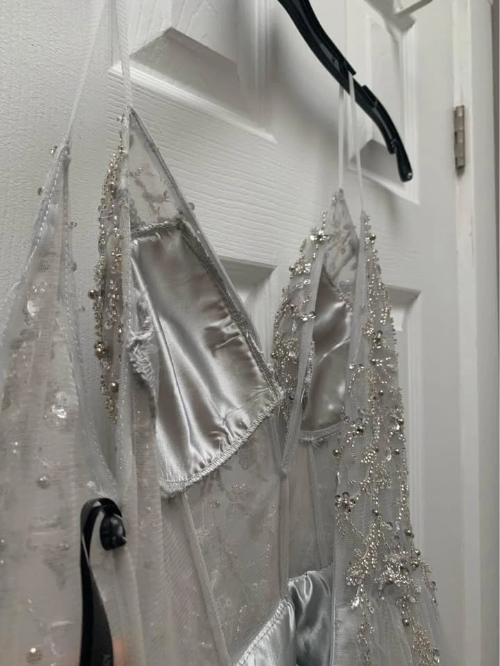 Madeline's Boutique Prom Dress - photo 4