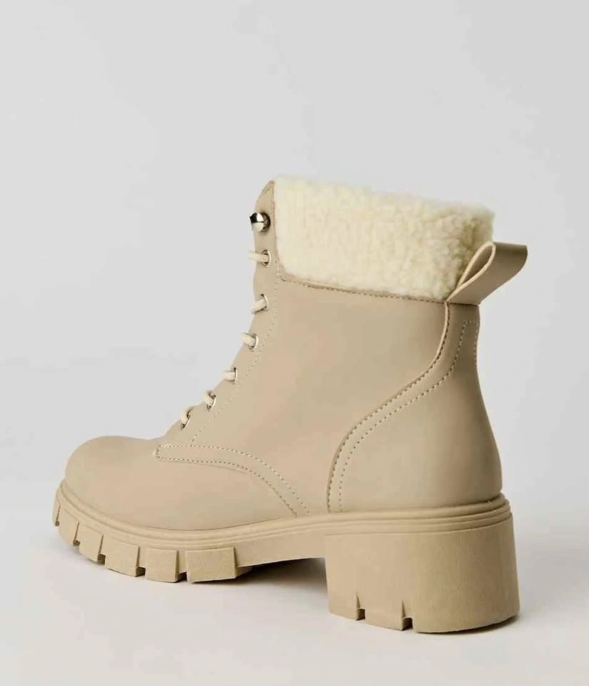 Winter Boots Size 11