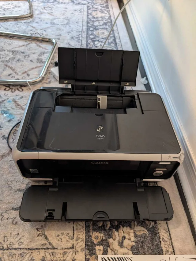 Canon Pixma iP5000 with extra ink cartridges included image indicator(5)