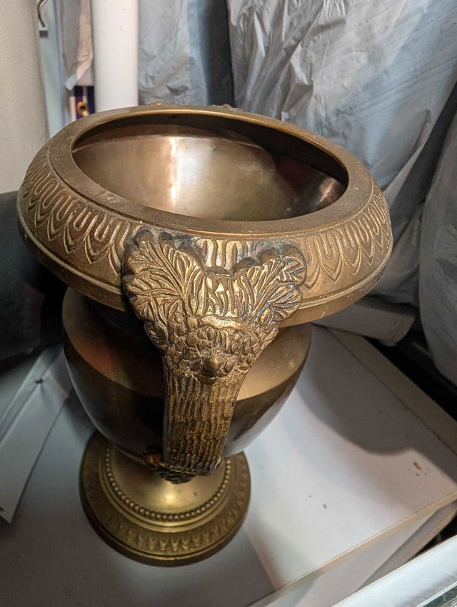 Antique Brass Vase Urn - photo 4