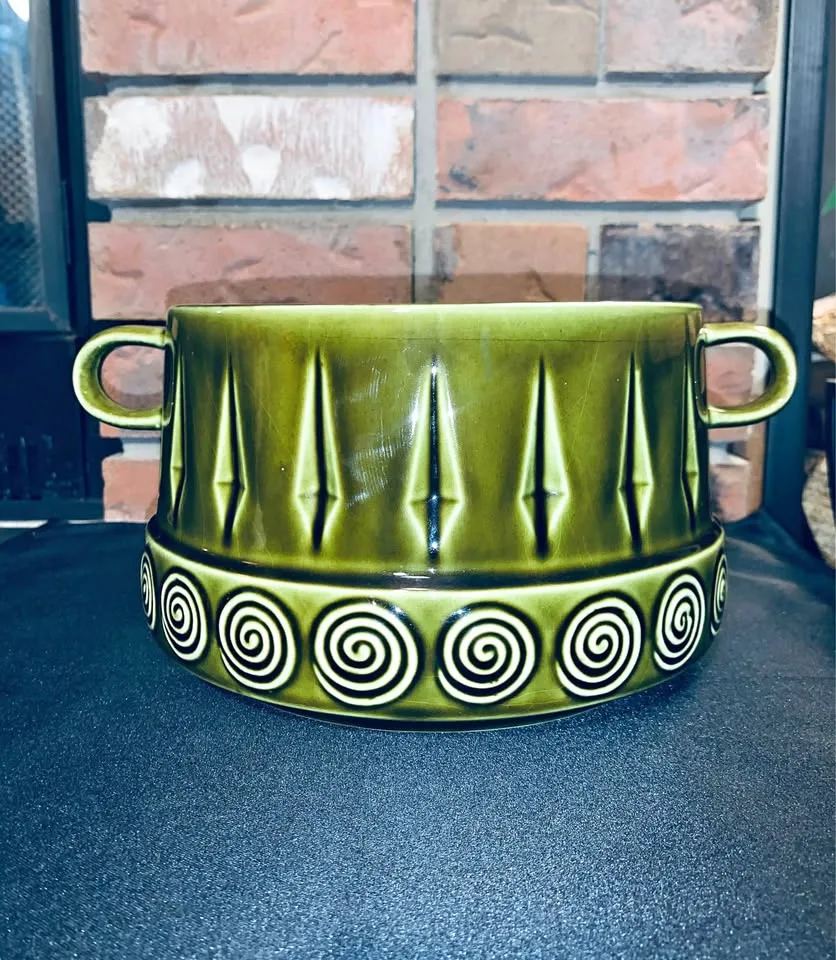 Vintage Green Arrowheads Soup Serving Dish Bowl thumbnail