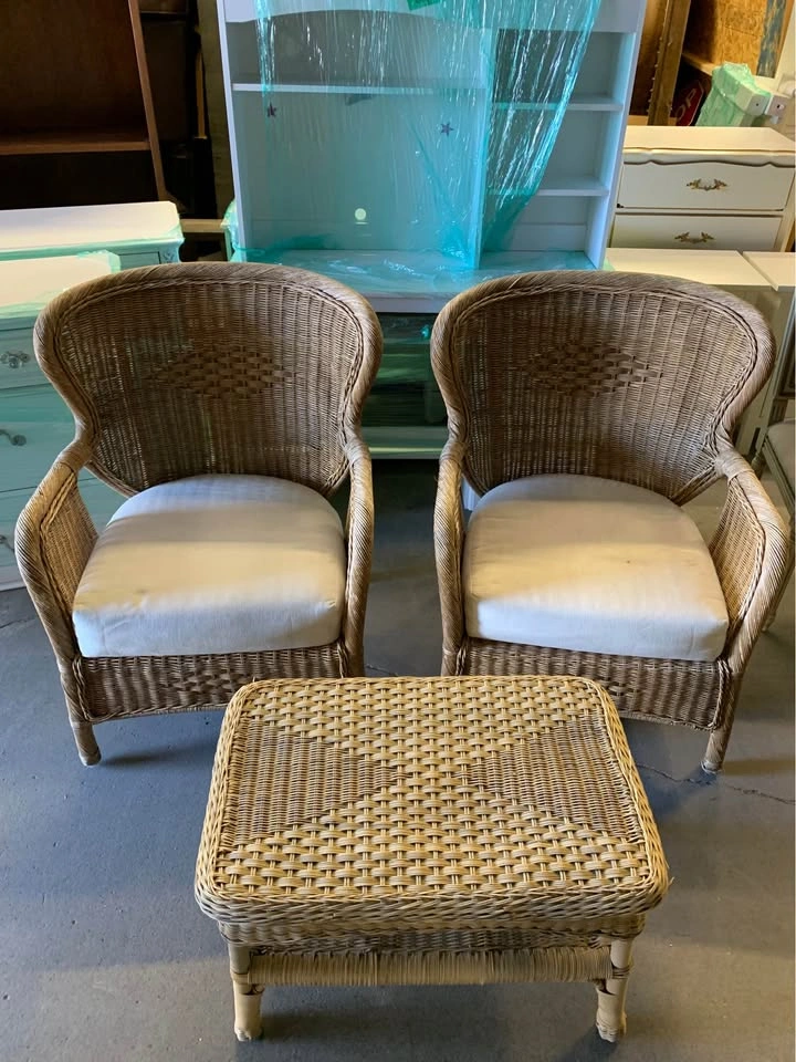 5pc Wicker Chair Outdoor Set w/ Ottoman - photo 2