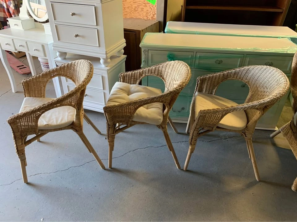 5pc Wicker Chair Outdoor Set w/ Ottoman - photo 4
