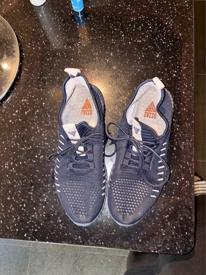 ZYZZO Dark Blue Knit Sneakers