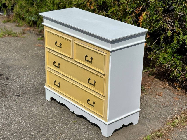 Vintage Yellow & White 3 Drawer Dresser - photo 2