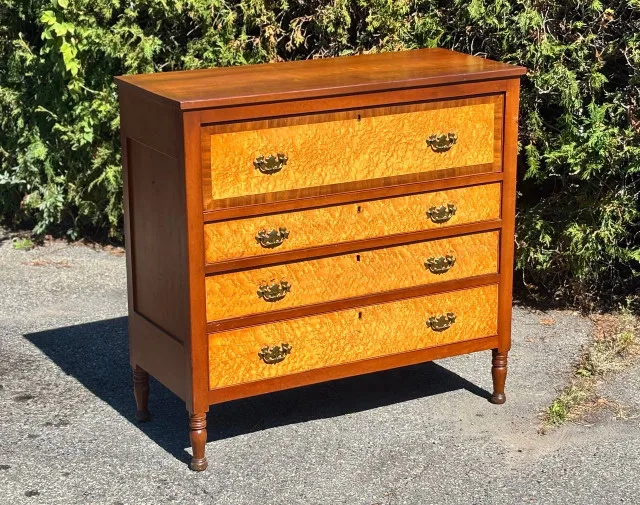 Antiqueww Solid wood 4-Drawer Dresser image indicator(8)