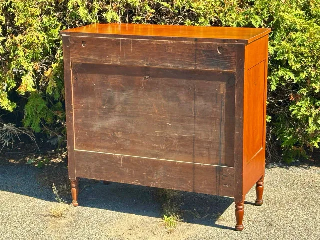 Antiqueww Solid wood 4-Drawer Dresser image indicator(9)