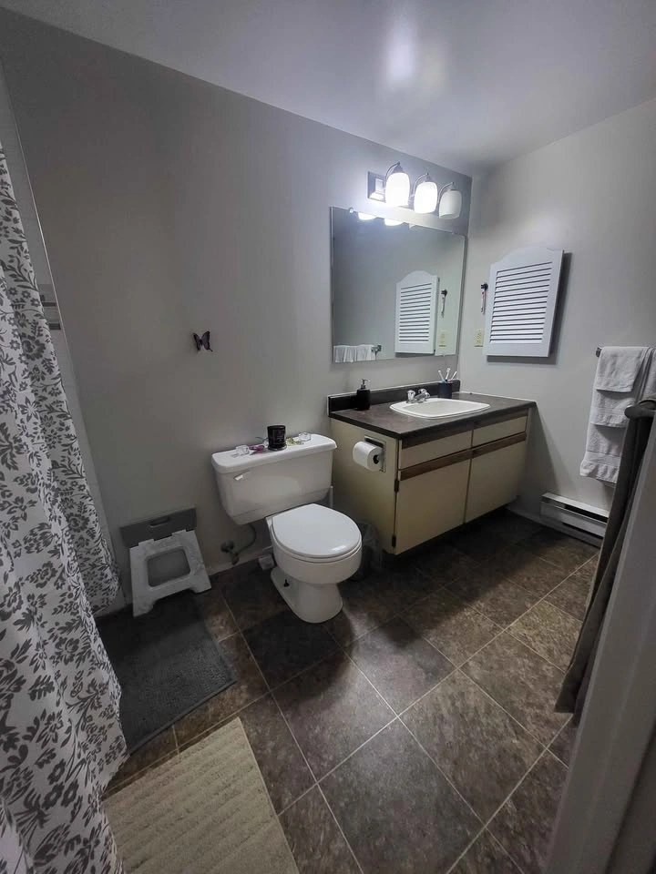 2 Beds 1 Bath Apartment for Rent - photo 3