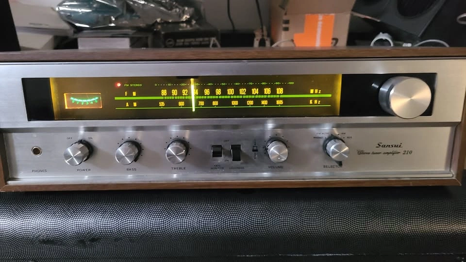 Sansui 210 Stereo Vintage Receiver - photo 2