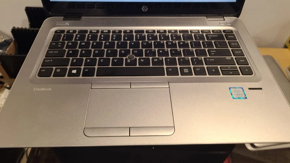 HP EliteBook 840 G4 Core i5 7th Gen - 8GB RAM - 500GB HD - Touch - photo 3