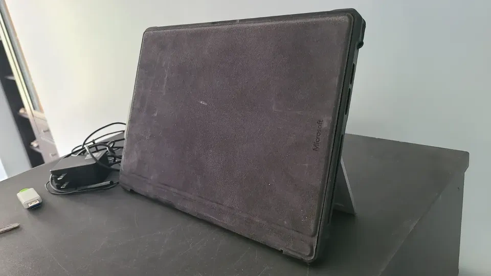 Microsoft Surface PRO 1796 - New Windows 11 latest version - photo 3