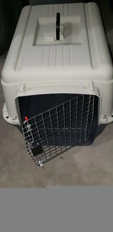 Dog Carrier Kennel - 26inch long - photo 3