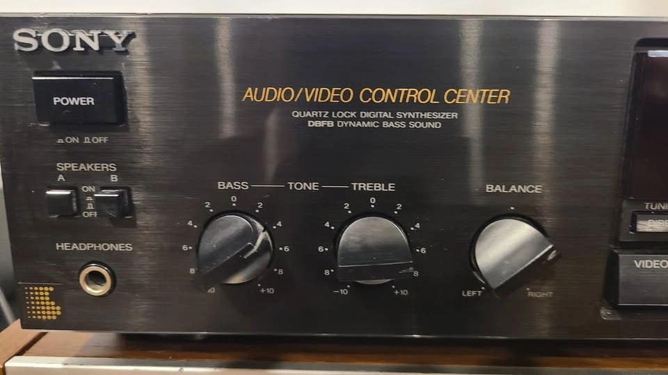 SONY Audio Video Control Center Receiver STR-AV220 - photo 2