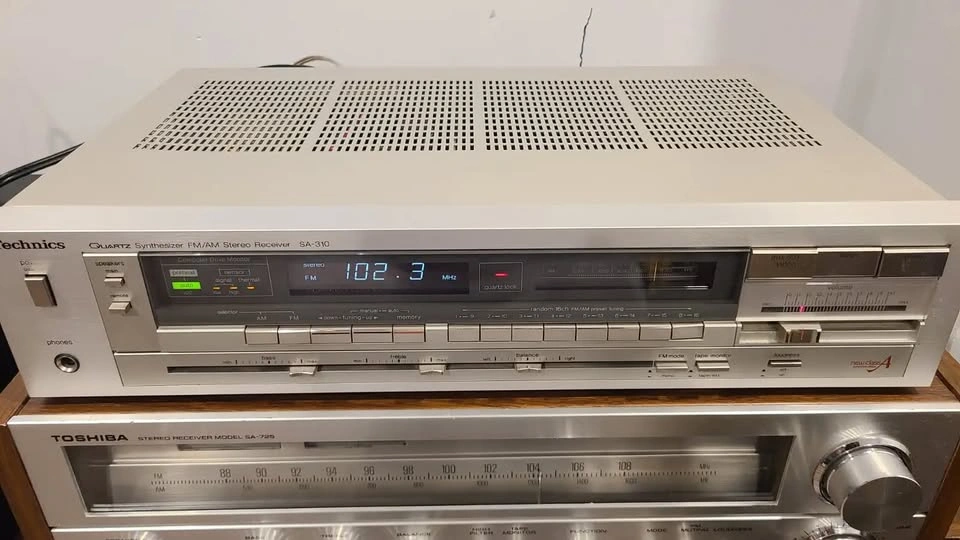 Technics Stereo Receiver SA-310 - photo 2