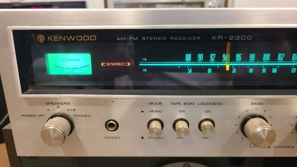 Kenwood AM/FM Stereo Receiver KR-2300 - photo 3