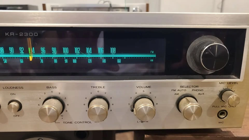 Kenwood AM/FM Stereo Receiver KR-2300 - photo 4