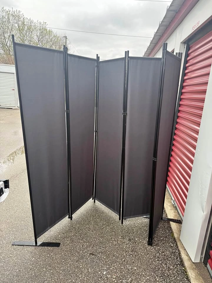 6-panel room divider - black