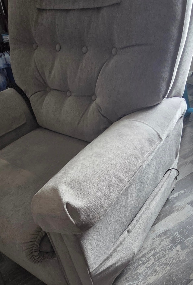 Pride Heritage Lift Chair - $1900 OBO - photo 2