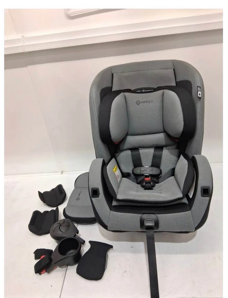 Brand New Safety 1st EverSlim All-in-One Convertible Car Seat - photo 2