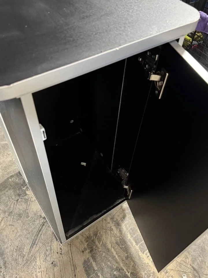Nail Technician Table / Manicure Desk - photo 2