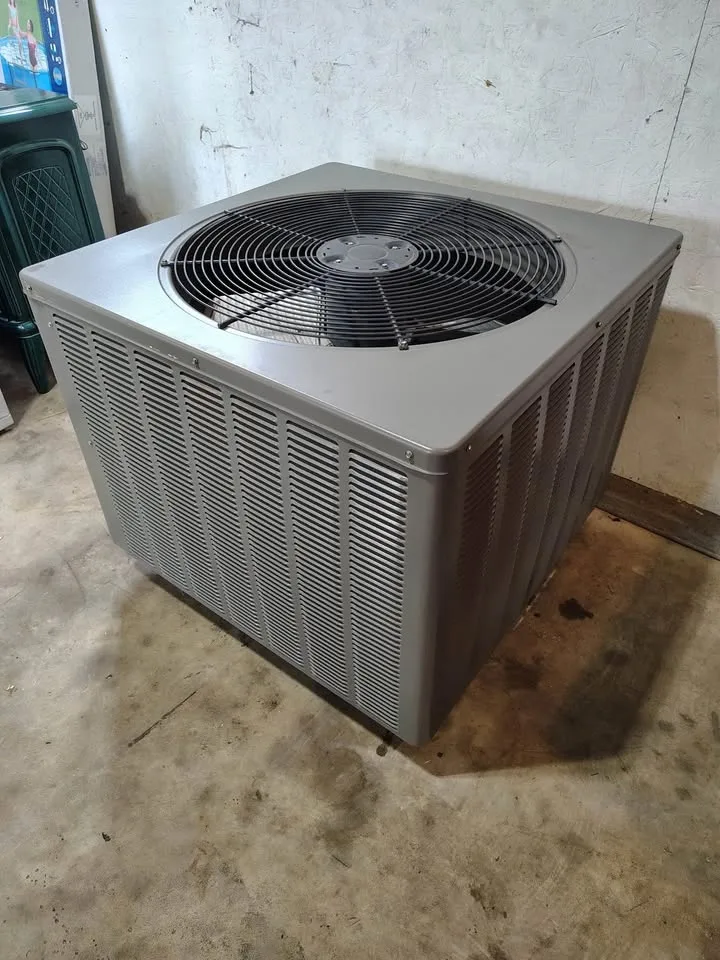 Ruude 2.5 Ton 14.5 SEER R410A Central Air Conditioner image indicator(3)