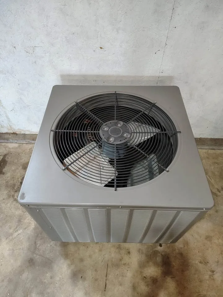 Ruude 2.5 Ton 14.5 SEER R410A Central Air Conditioner image indicator(4)