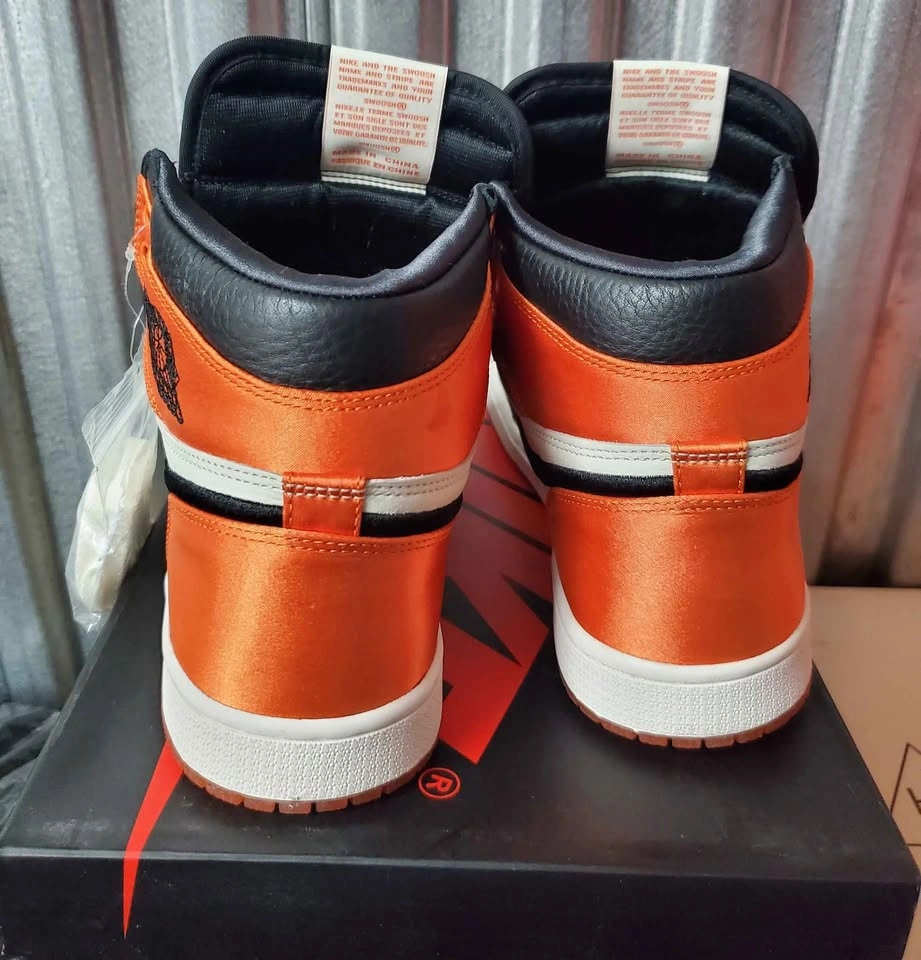 Women Air Jordan 1 Retro High OG 'Satin Shattered Backboard' siz - photo 3