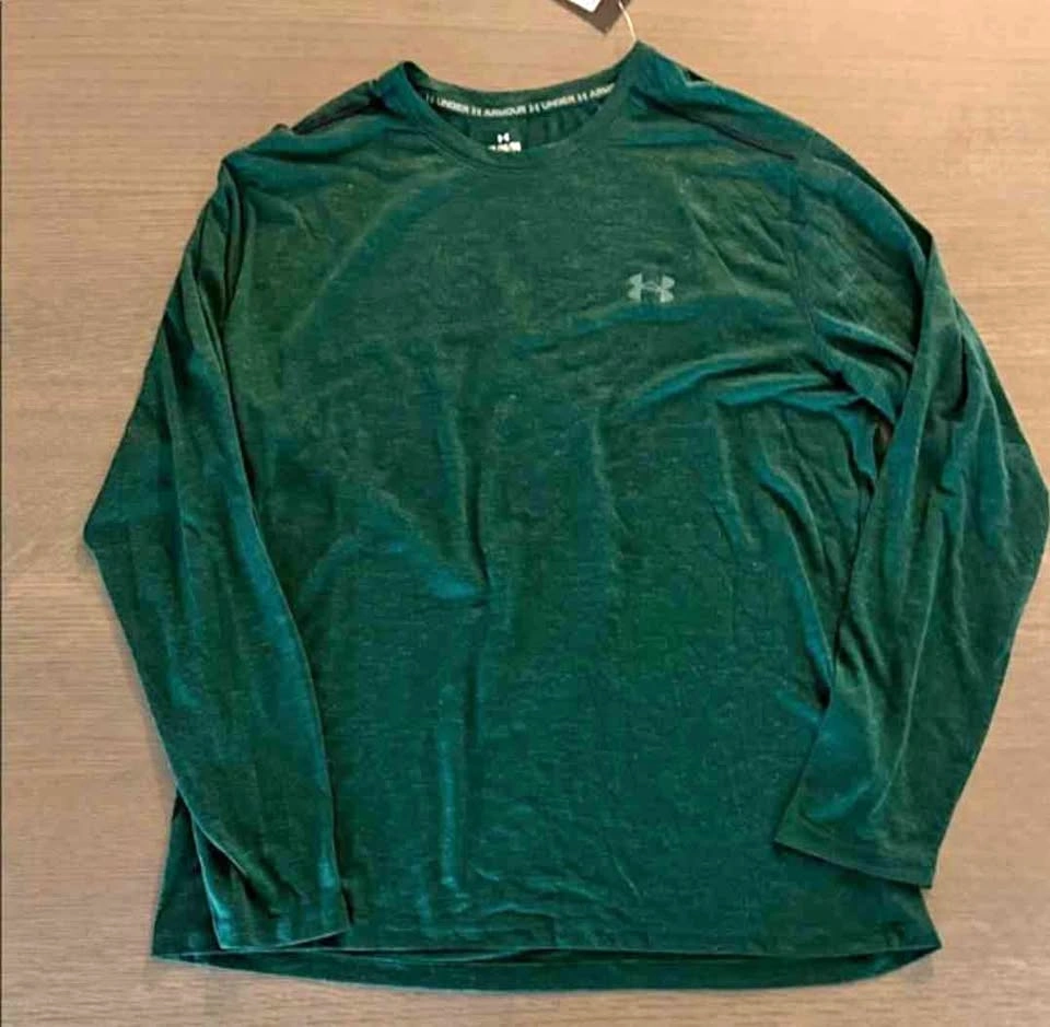 Under Armour Men's X-Large Fitted Green Long Sleeve. BNWT. $45