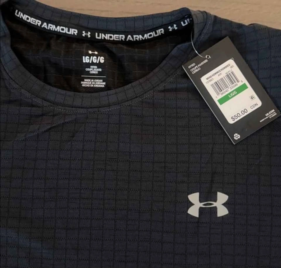 Under Armour Men's Large Fitted Black Short Sleeve TEE. BNWT. - photo 3