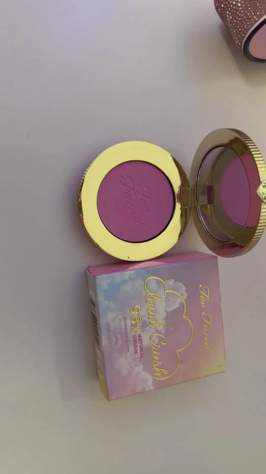 Too Faced Cloud Crush Blurring Blush New in Box - photo 5