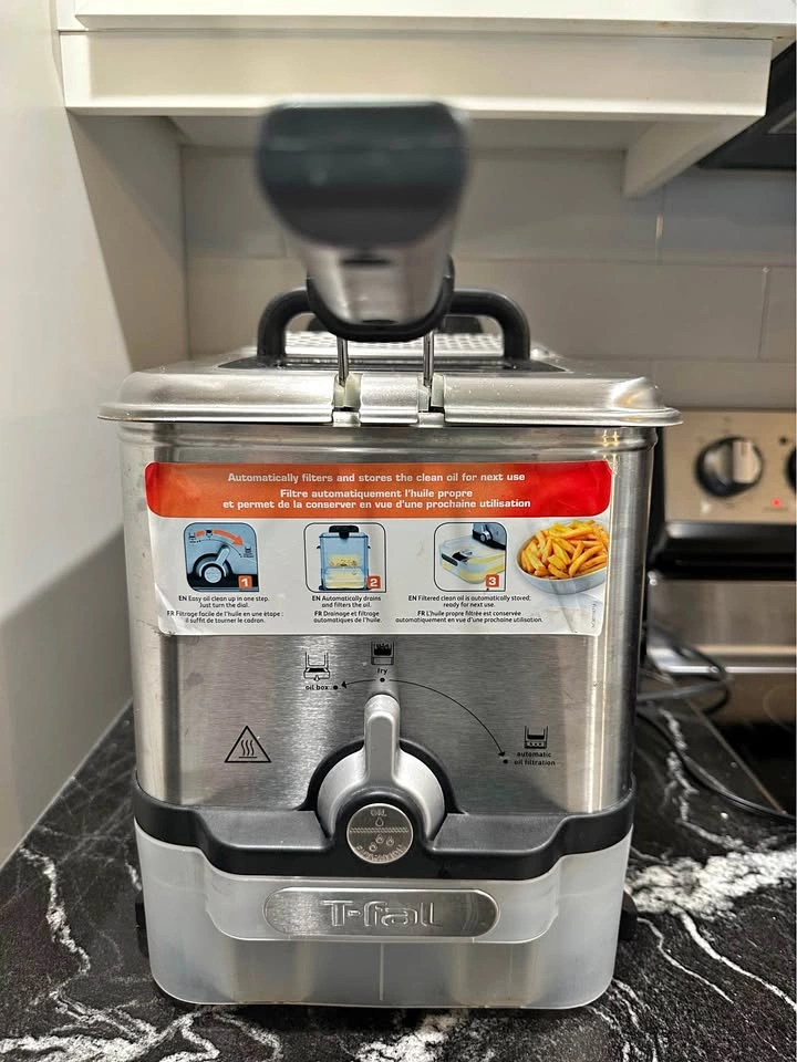 T-Fal Automatic Filter Deep Fryer