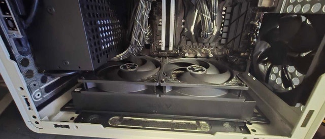 Gaming PC: i9-13900K, 32GB DDR4, RTX 3070, 2x2TB SSD - photo 2
