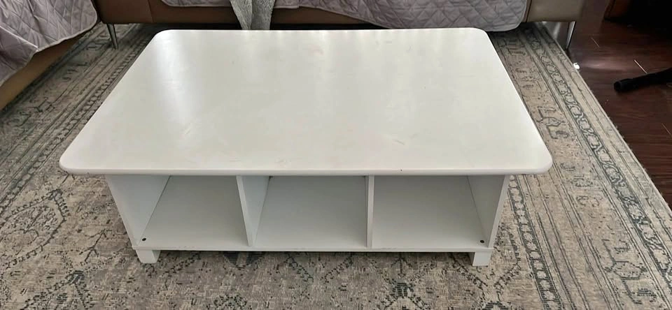 Kids play table with storage