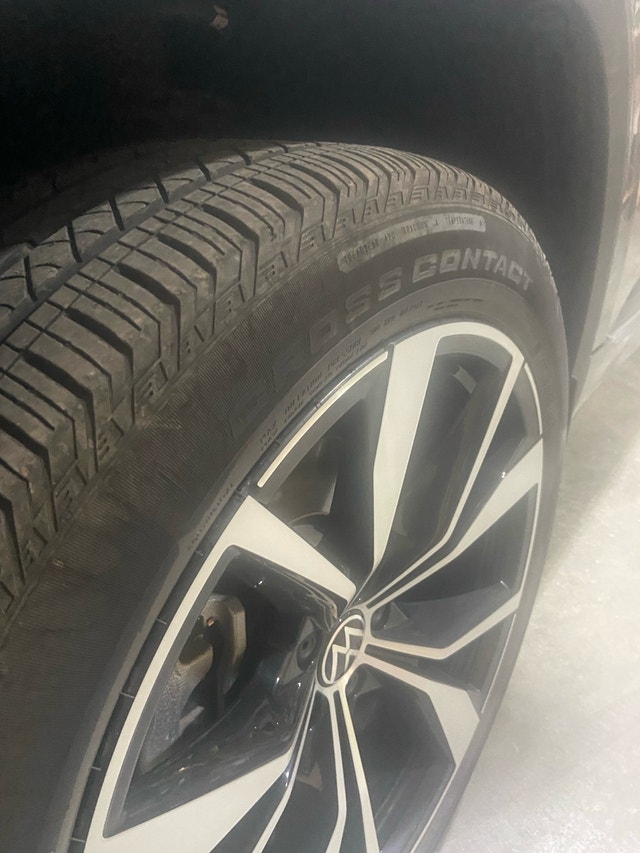 Continental CrossContact LX Sport All Season Tires (265/45R21) - photo 2