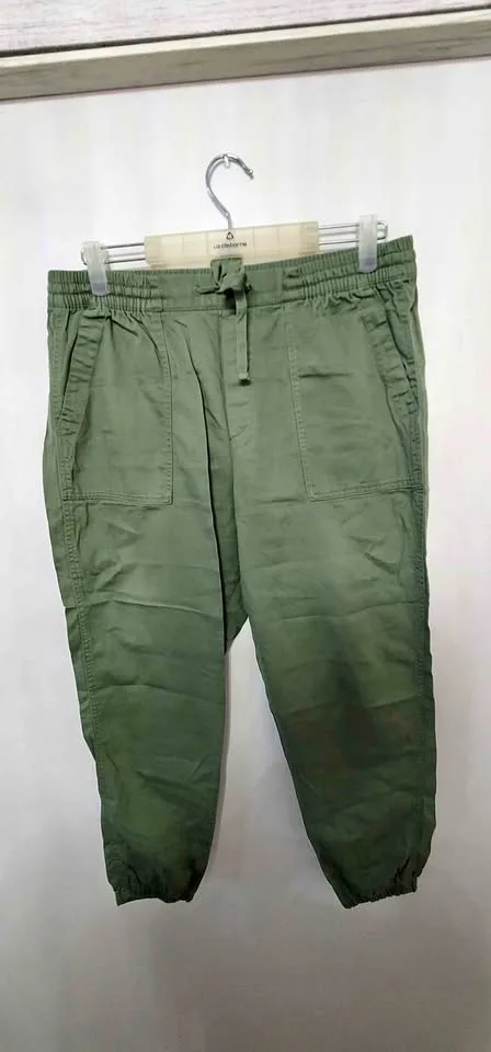 Women's Gap Joggers Size L thumbnail