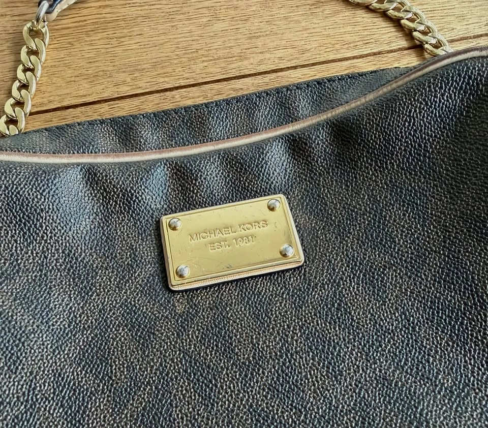 Michael Kors Jet Set Small Crossbody Bag - photo 2