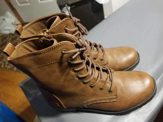 Women's Lace Up Combat Boots