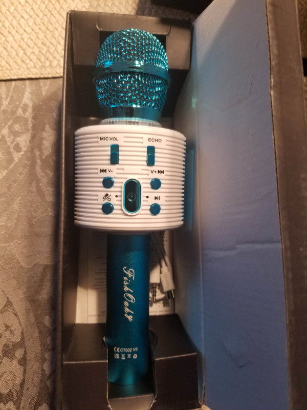 Wireless Karaoke Microphone