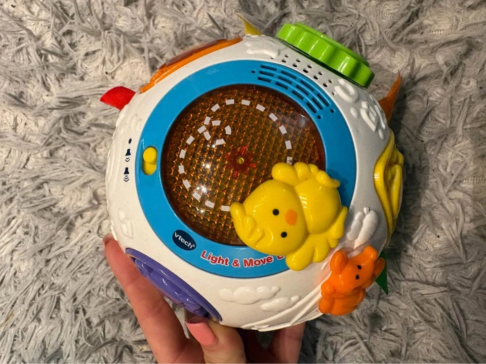 VTech Light & Move Learning Ball - photo 3