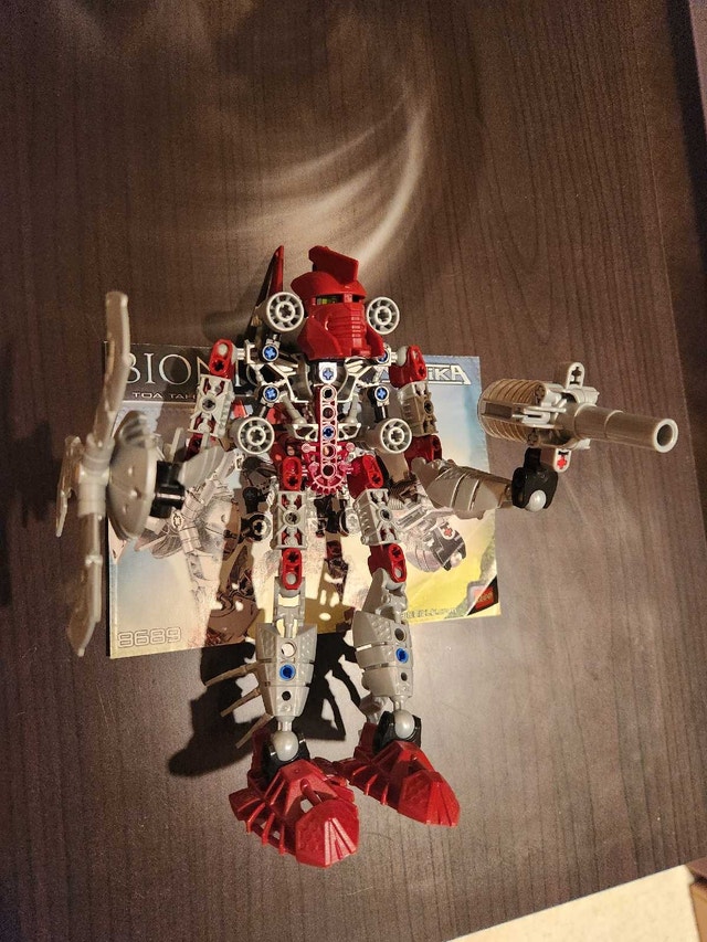 Lego Bionicle Toa Tahu 8689 - photo 2
