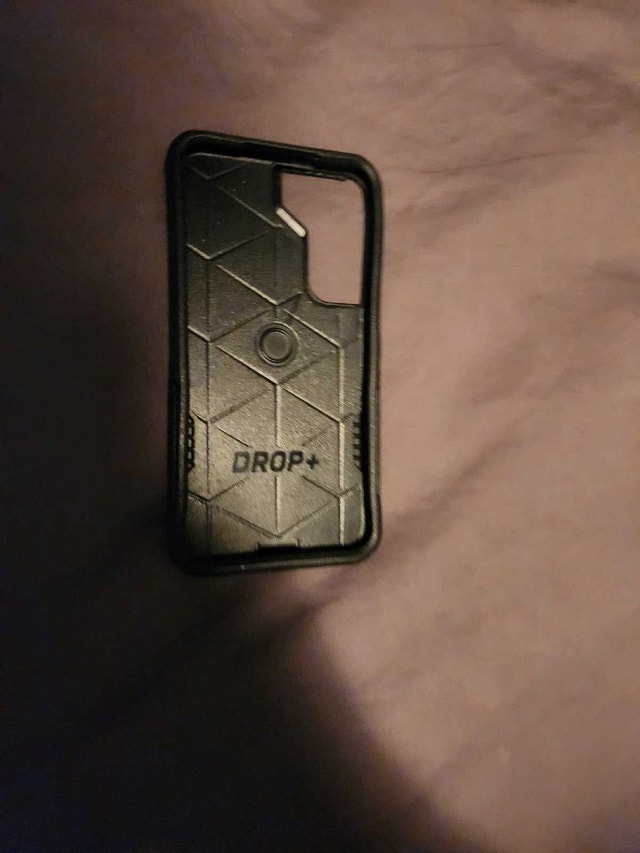 Samsung S22 Otterbox Case - photo 2